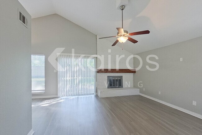 Foto del edificio - 24138 Landing Way Dr