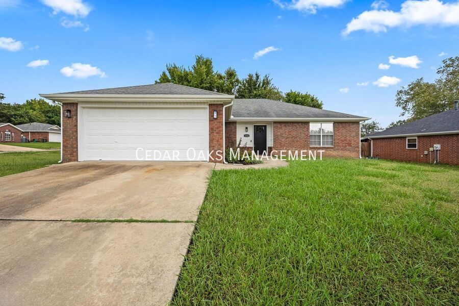 Primary Photo - 1142 S Jasmine Ln
