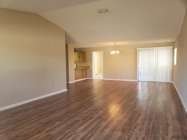 Building Photo - 2 Collingwood Ln