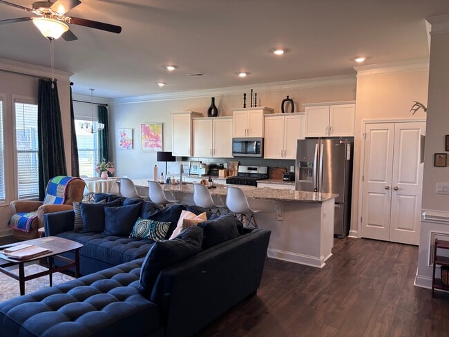 Foto del edificio - 62 Fox Cove Rd