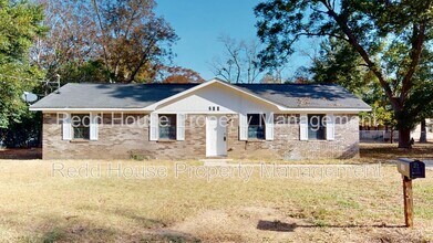 Building Photo - 205 Mildred St