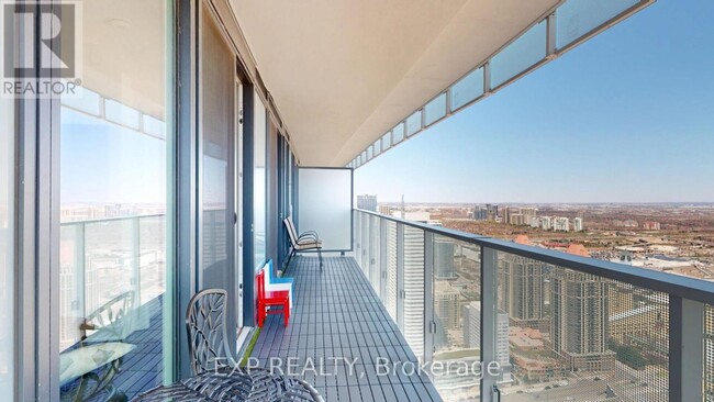 Building Photo - 3900-3900 Confederation Pkwy