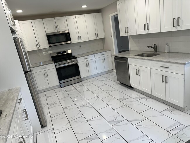 Foto del edificio - 368 Highland Ave