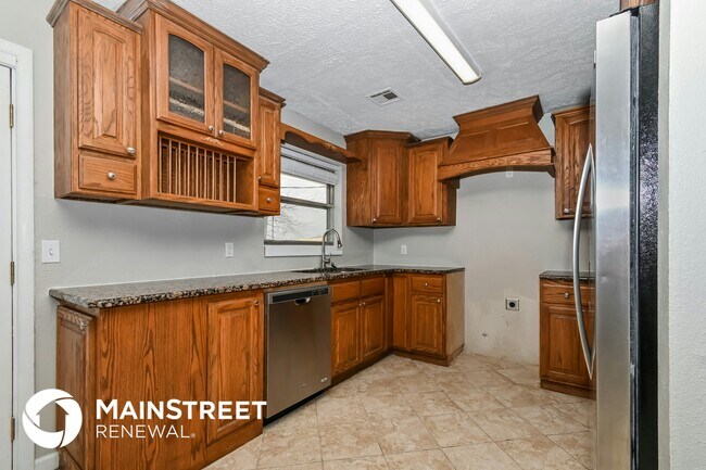 Building Photo - 6813 NW 29th St