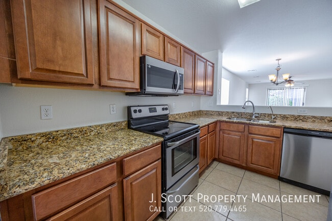 Building Photo - 2174 W Kristina Ave