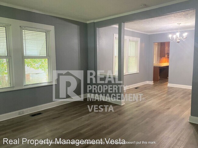 Building Photo - 3 br, 1.5 bath House - 1349 Hillyer Ave.