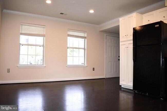 Building Photo - 14160 Rahill Ct