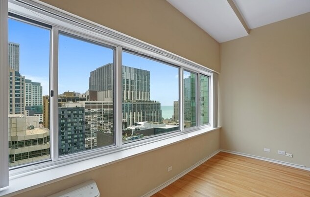 Living Room - 211 E Ohio St