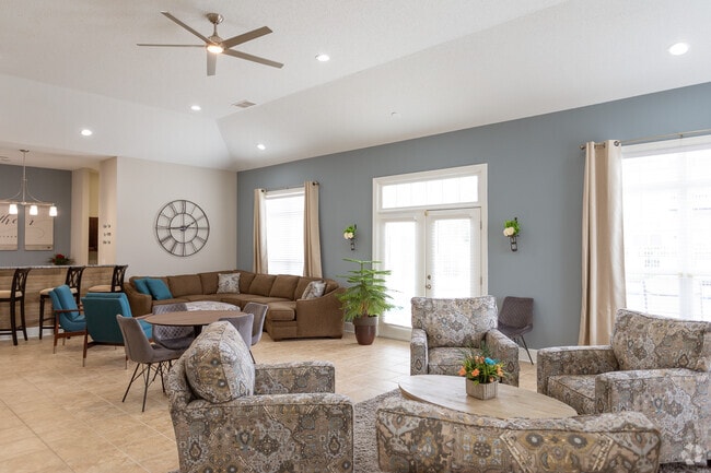 Building Photo - Brittany Place Hendersonville