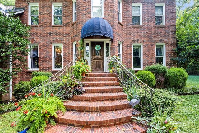 Foto del edificio - 8541 Bartlett Rd