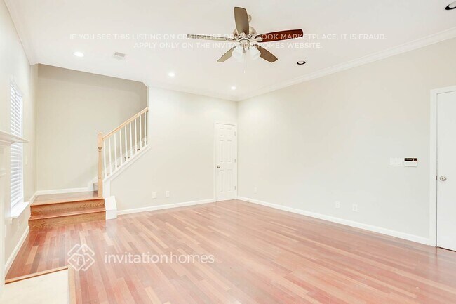 Foto del edificio - 921 Ambeau Cir