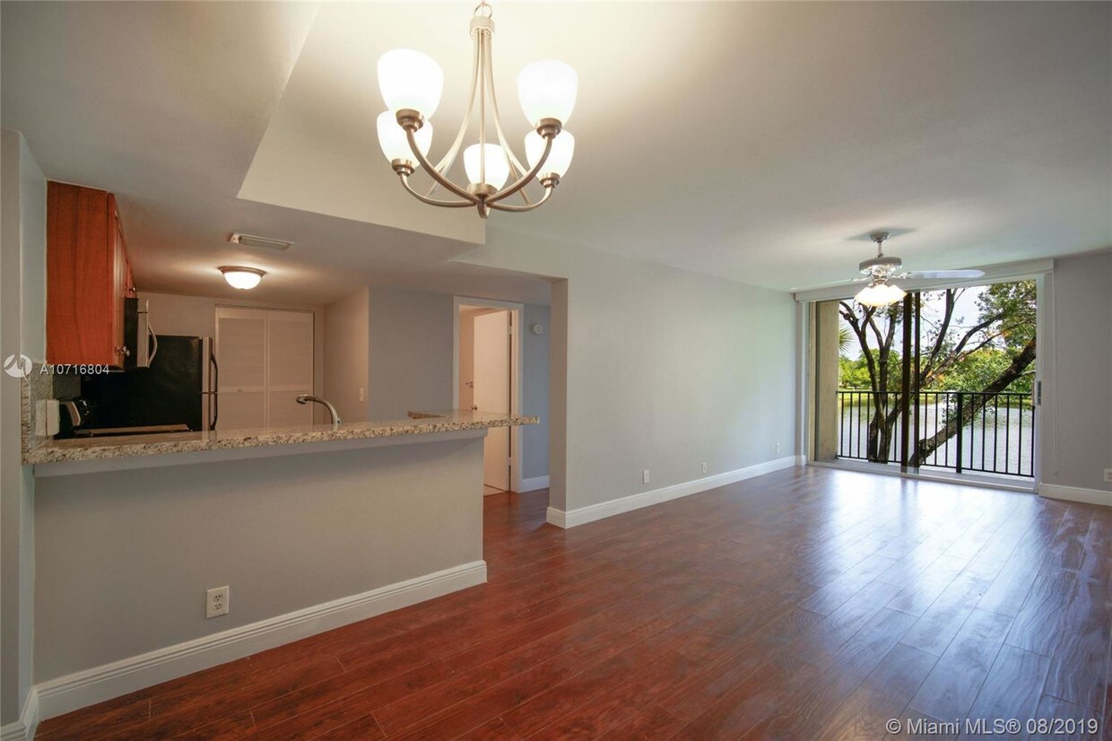 10709 Cleary Blvd, Plantation, FL 33324 Condo for Rent in Plantation