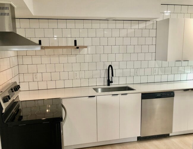 Foto del edificio - 3132 SW Marigold st