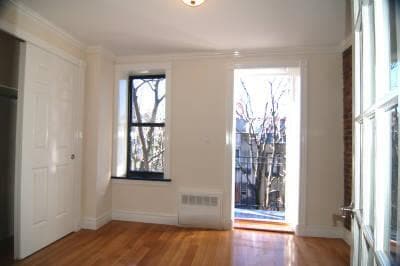 Photo - 334 E 6th St (1st & 2nd Ave), #10 Apartment