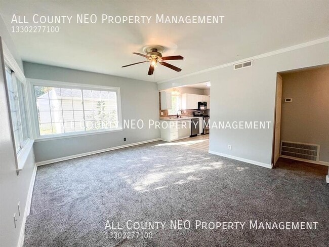 Foto del edificio - 2290 Suncrest Dr