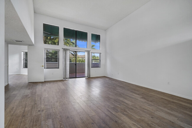 Foto del edificio - 6630 Villa Sonrisa Dr