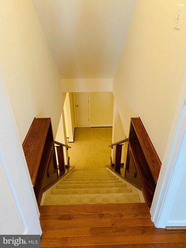 Building Photo - 13220 Middleton Farm Ln