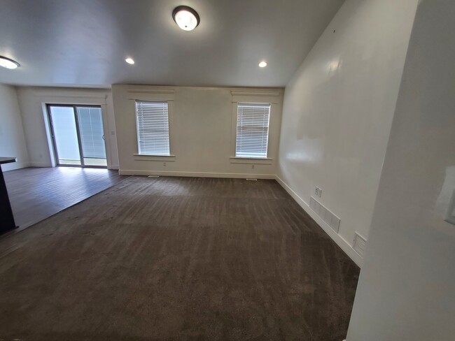 Building Photo - 4186 Marlin Dr