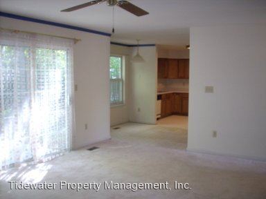 Foto del edificio - 4 br, 2.5 bath House - 1819 Hillburne Way