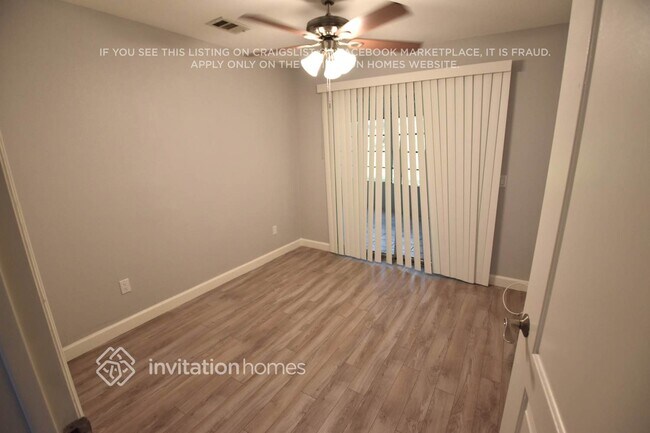 Foto del edificio - 2363 Ambrose Ln