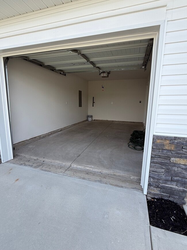 Building Photo - 106 Kai Trl