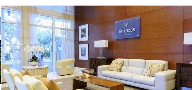 Foto del edificio - 1871 NW S River Dr