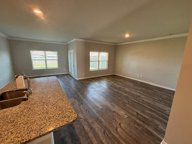 Foto del edificio - 14824 Norfleet Dr