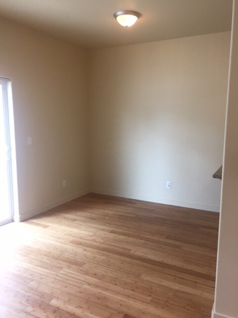 Foto del edificio - 2770 Silverton Rd NE