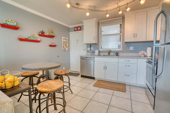 Foto del edificio - 5900 Bonita Beach Rd SW