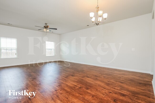 Foto del edificio - 210 Firewheel Ct