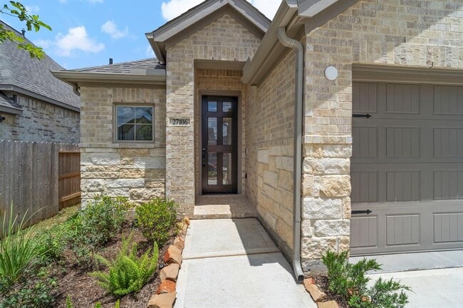 Foto del edificio - 27106 Cutleaf Daisy Ct