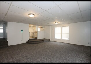 Building Photo - 2861 S Roena St