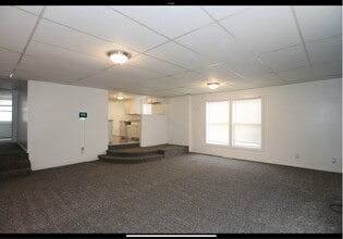 Building Photo - 2861 S Roena St