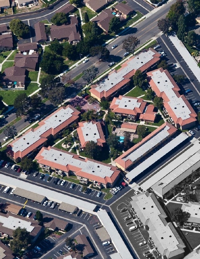 Aerial Photo - Stone Arbor Apartments
