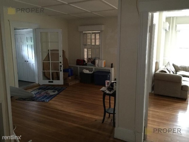 Building Photo - 704 Washington St