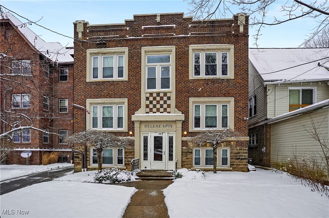 Foto principal - 111 N Portage Path