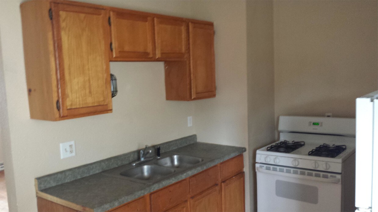 Foto principal - 828 8th Ave