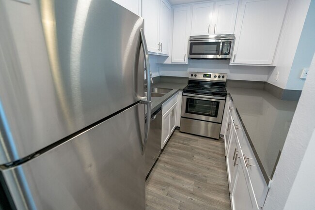 Foto del interior - 2039 North Las Palmas Ave