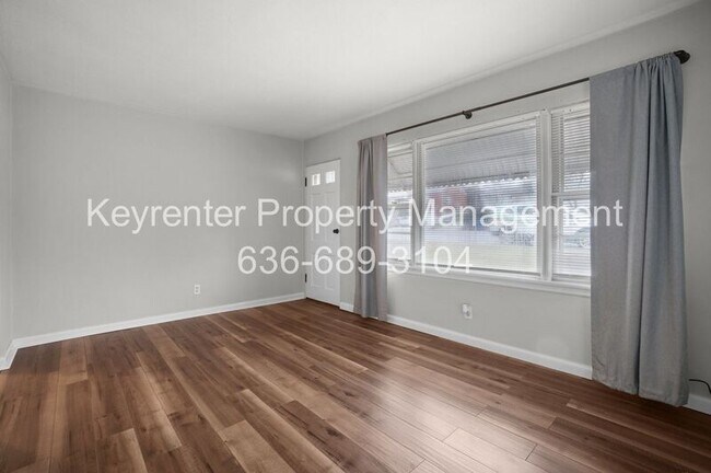 Foto del edificio - 1045 N New Florissant Rd