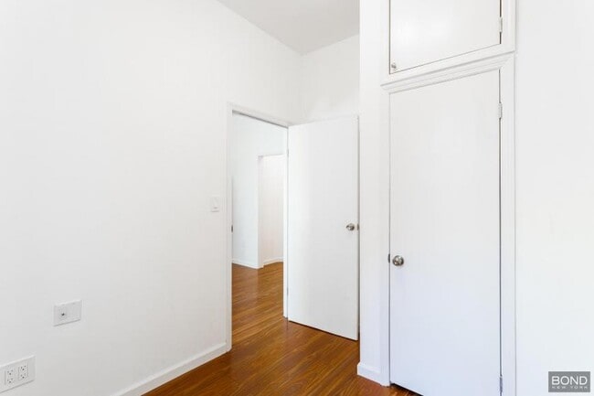 Building Photo - 1 bedroom in Brooklyn NY 11222