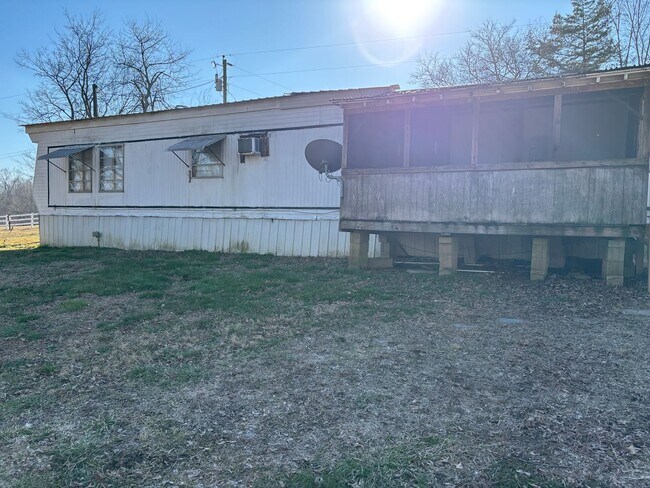 Foto del edificio - 5247 Griffin Rd