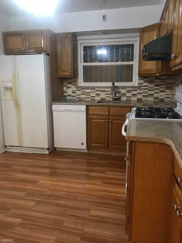 Primary Photo - 4302 223rd St