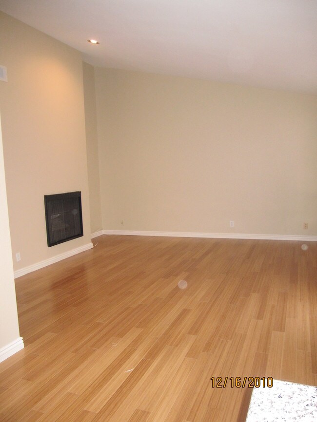 Foto del edificio - 3722 Sawtelle Blvd