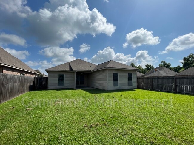 Building Photo - 8676 Aston Ave