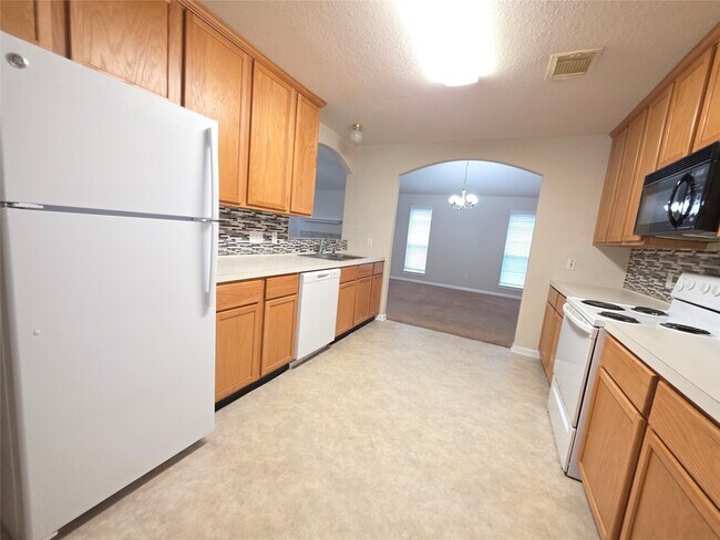 Building Photo - 3817 Mystic Cir