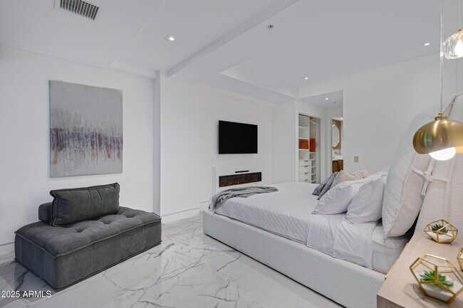Foto del edificio - 7167 E Rancho Vista Dr