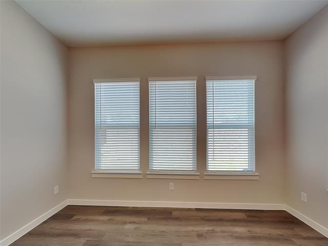 Foto del edificio - 105 Rutland Ct