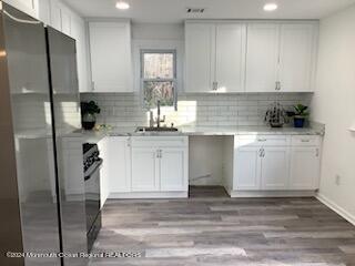 Foto del edificio - 548 E Arverne Ave