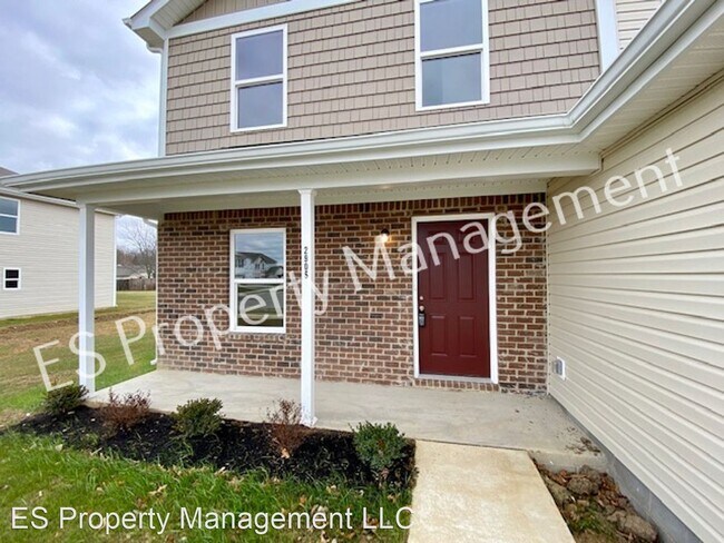 Foto del edificio - 5 br, 3 bath House - 2905 W. Kings Canyon Dr.