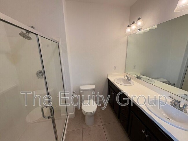 Building Photo - 3017 Bora Ave